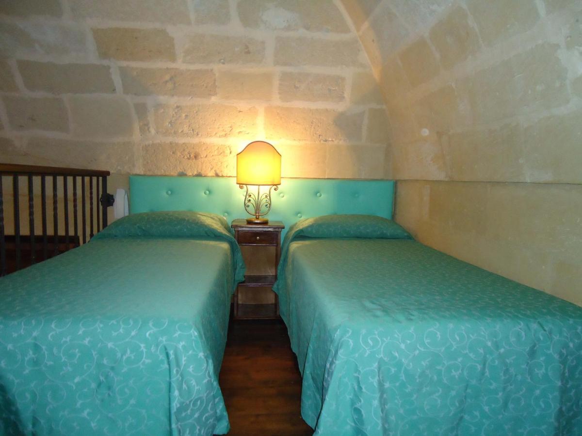 Dimora Dei Figuli Hotell Lecce Rum bild