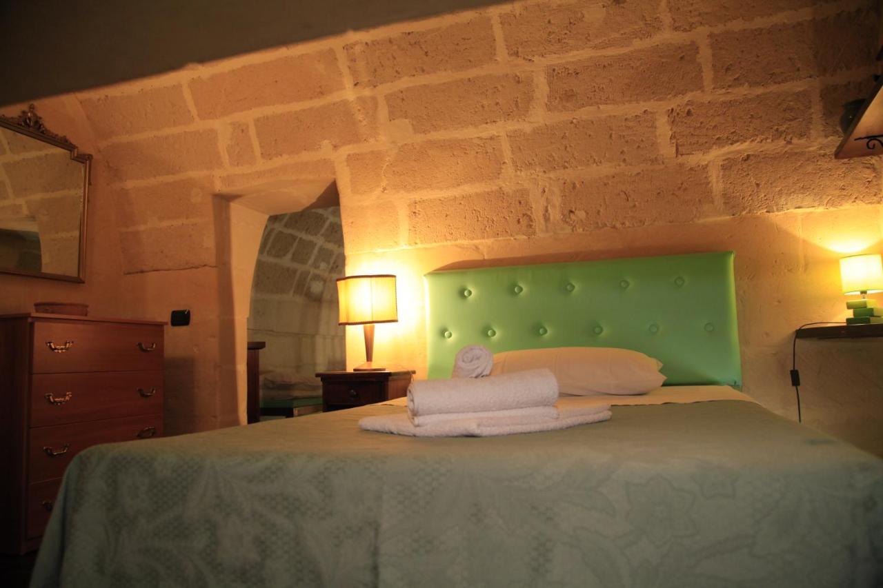 Dimora Dei Figuli Hotell Lecce Rum bild
